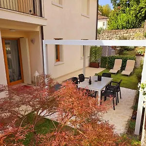 Il Piccolo Borgo Apartment Valdobbiadene